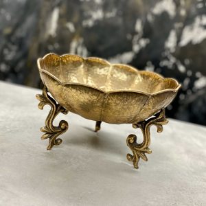 Sötét arany antik kehely